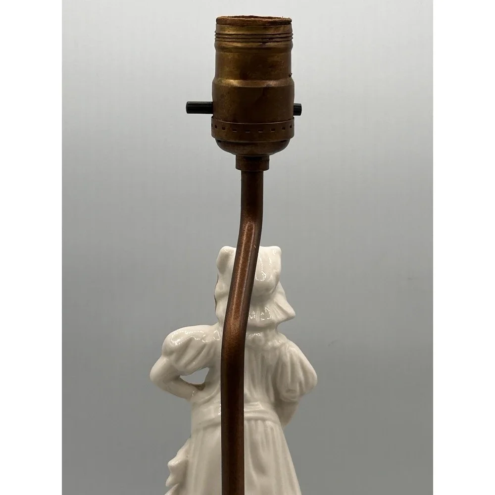 Vintage Colonial Woman Gold Trim Porcelain Table Lamp